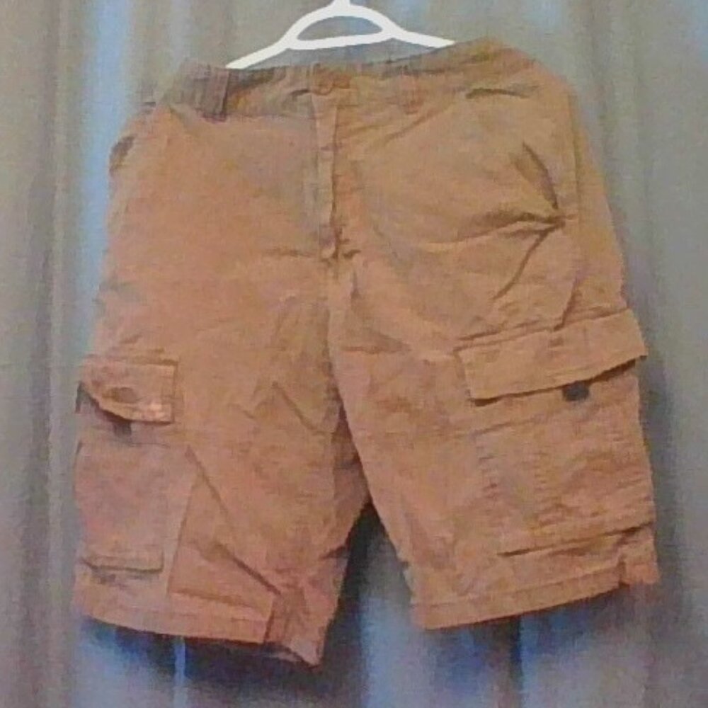 Men's tan cargo shorts
